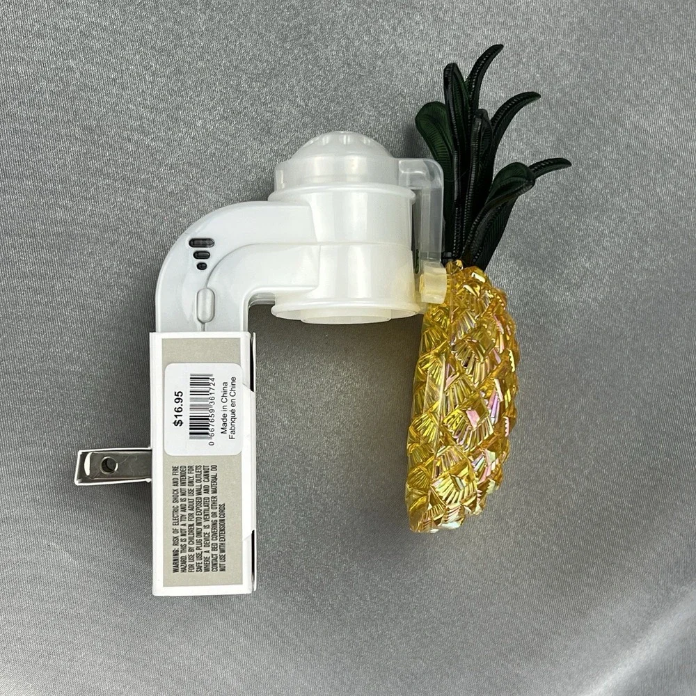 Bath‎ & Body Works Wallflower Plug-in + Pink Pineapple Sunrise Fragrance Refill
